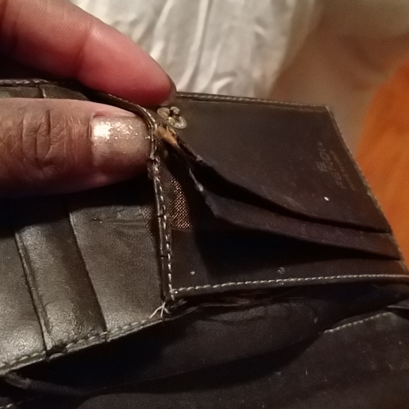 Wallet - Picture 3 of 3